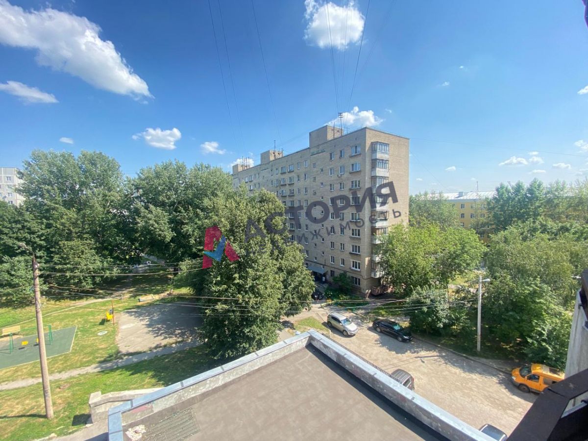 Октябрьская ул 77, 1к, 4/12