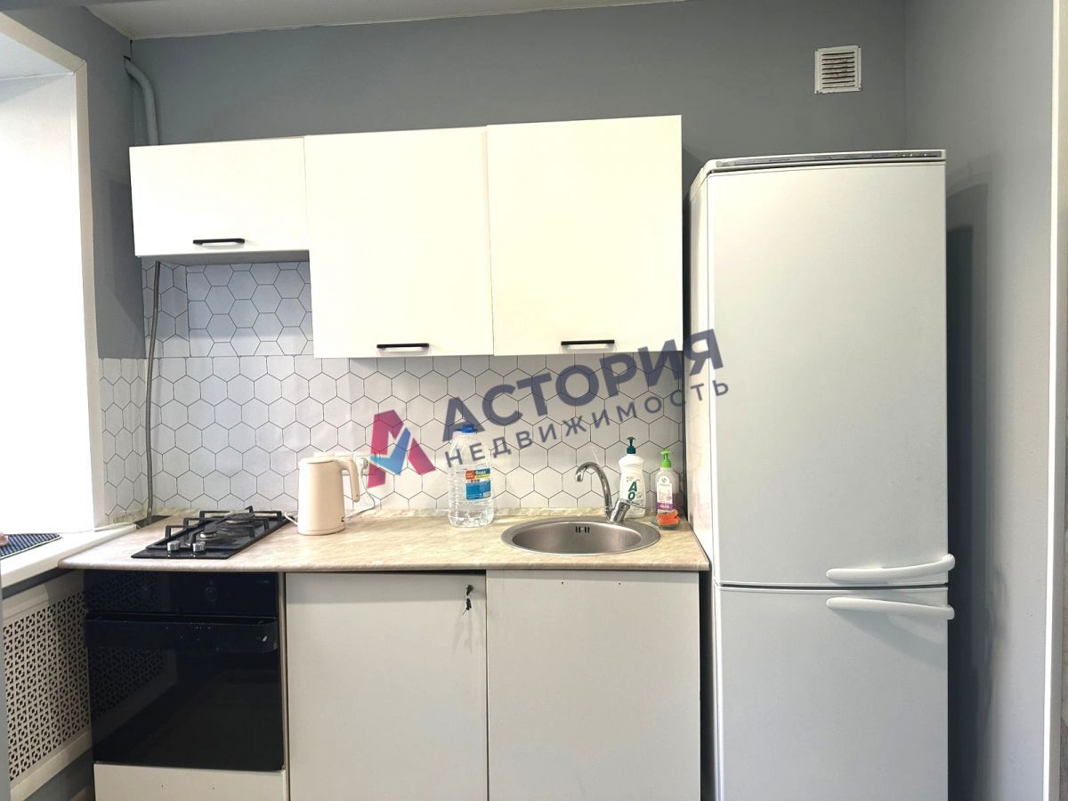 Демьянова ул 24, 3к, 3/3