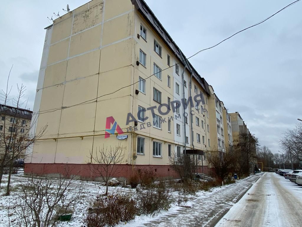 Октябрьская ул 250к1, 1к, 4/6