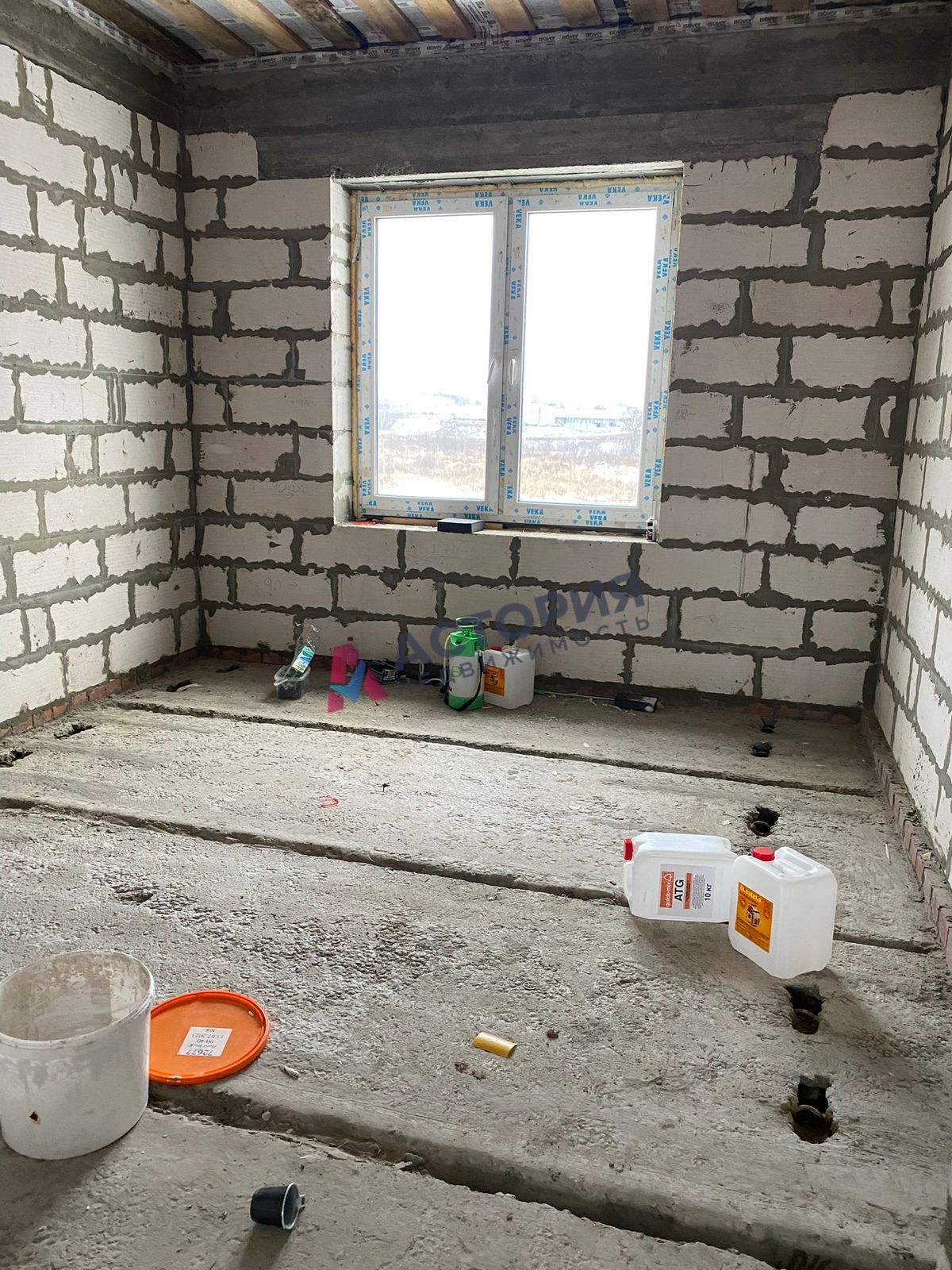 Медведка, 311 кв.м., 16.10 сот