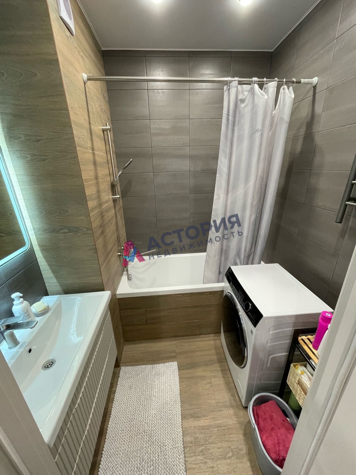 Аркадия Шипунова ул 22, 2к, 14/15