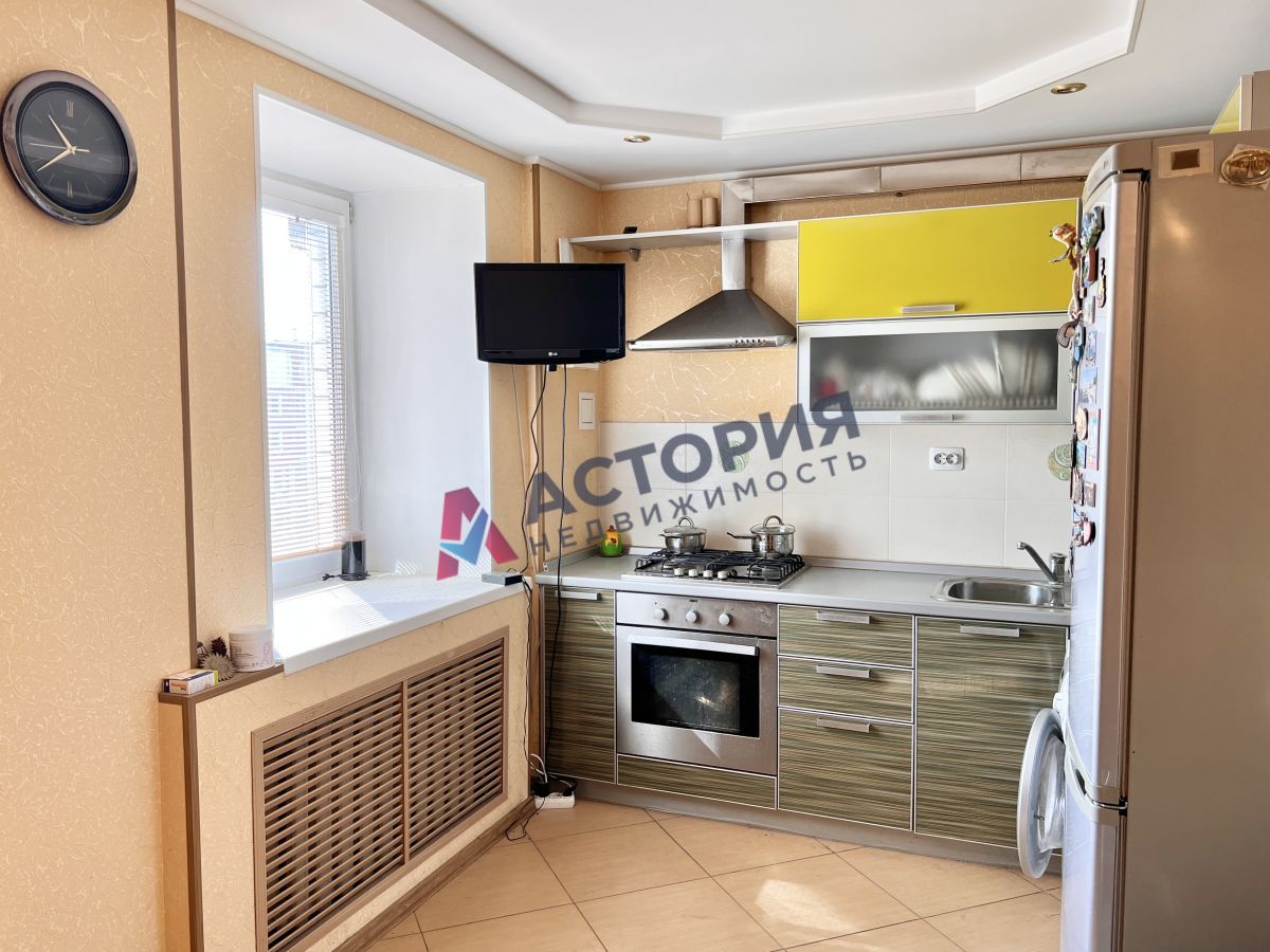 М.Горького ул 22, 3к, 9/9