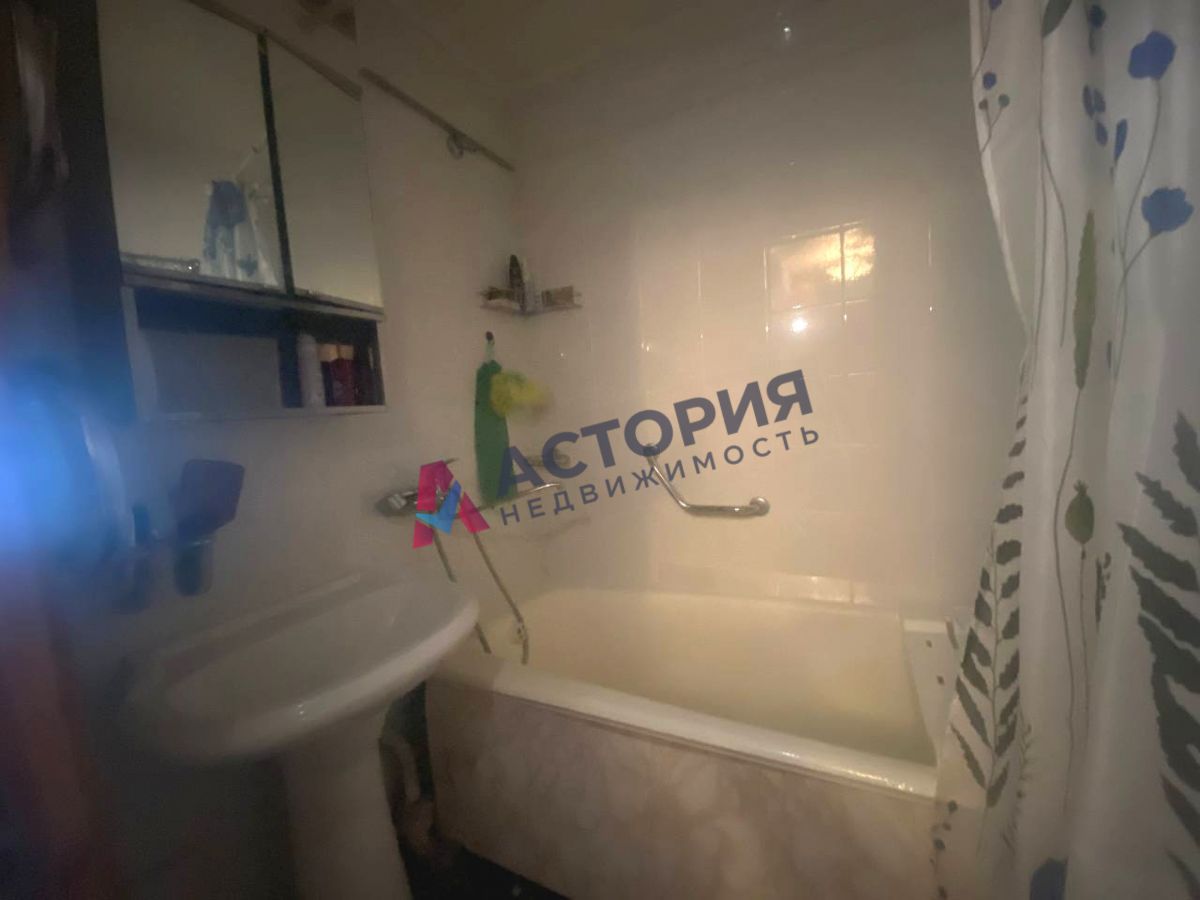 Пузакова ул 70, 2к, 4/9