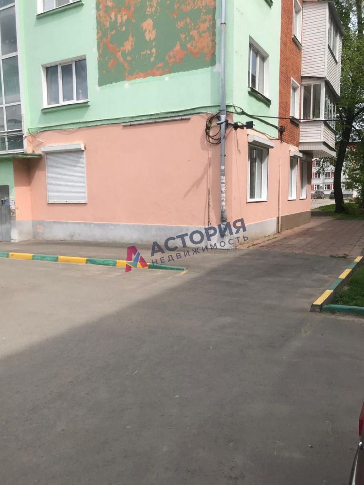 Дзержинского ул 12, 80.00 кв.м.