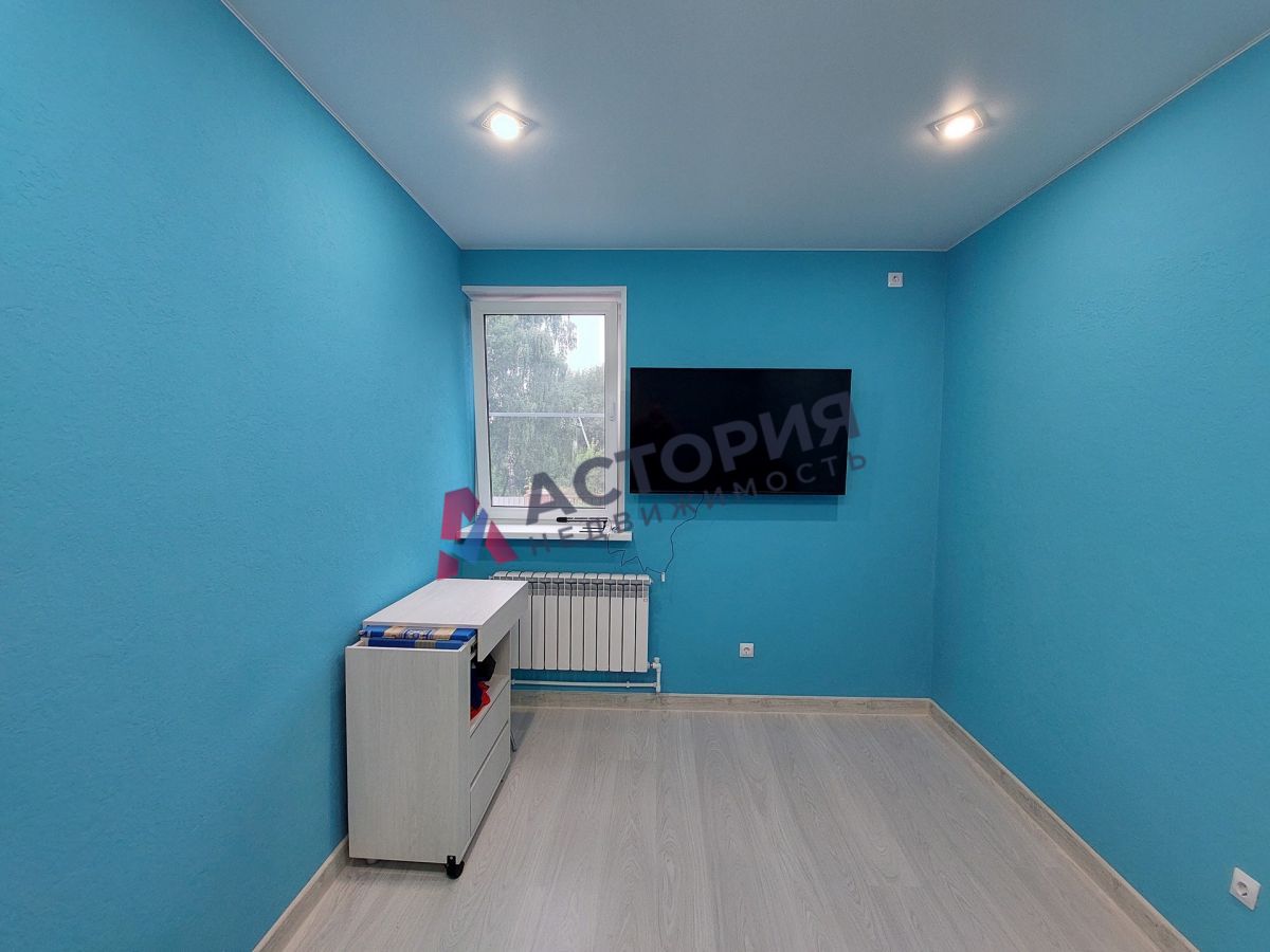 Комсомольский, 270 кв.м., 12 сот