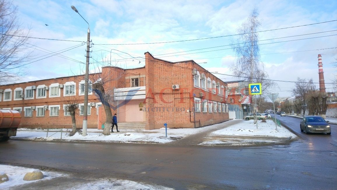 Комсомольская ул 52, 1527.00 кв.м.