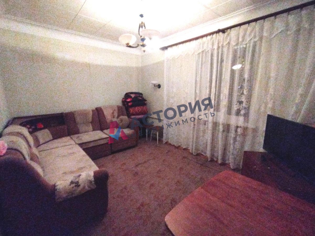 Кутузова ул 126, 2к, 1/2