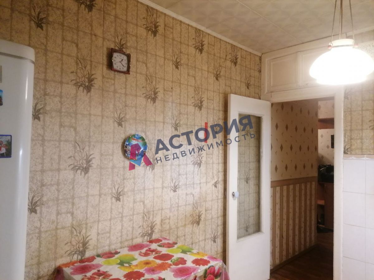 Бондаренко ул 37, 2к, 3/9