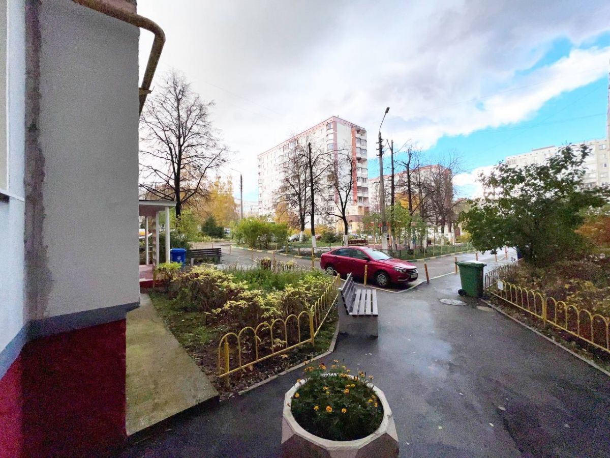 Братьев Жабровых ул 12, 4к, 3/9