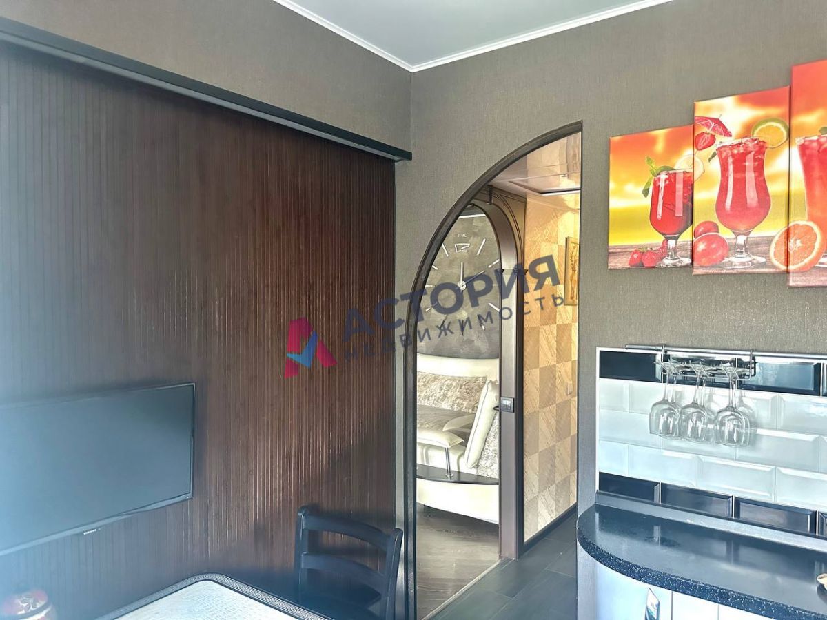 Макаренко ул 4А, 2к, 5/5