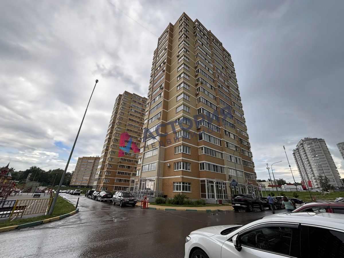 Макаренко ул 28, 2к, 4/17