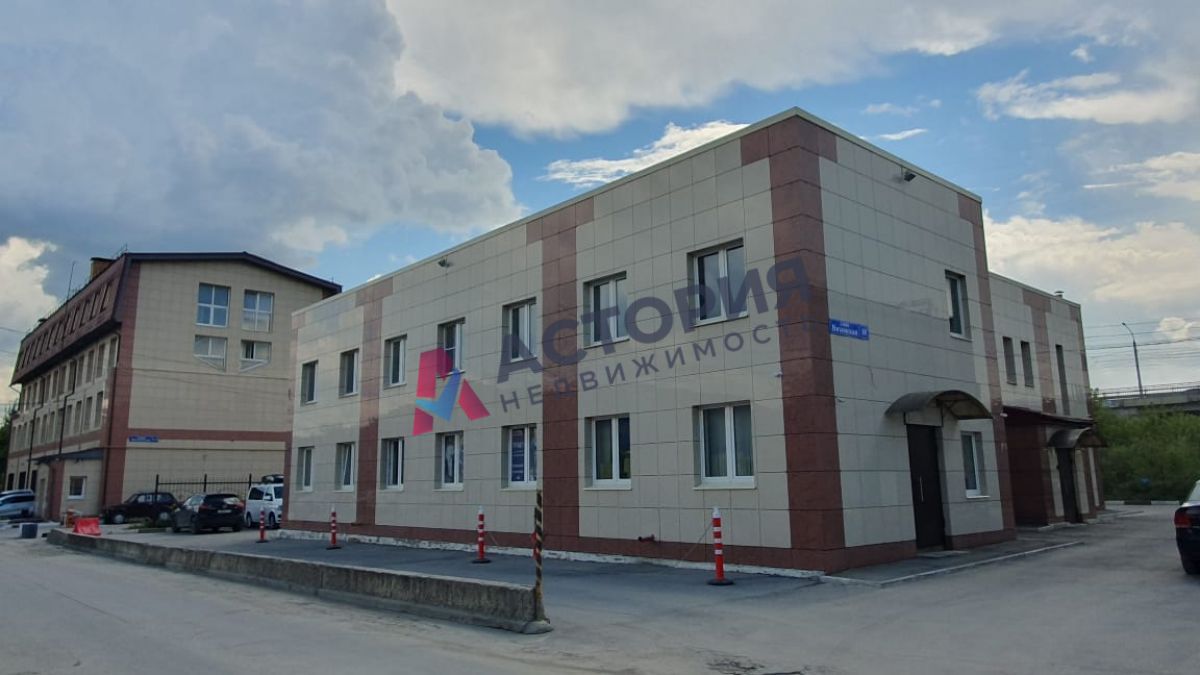 Вяземская ул 18, 670.00 кв.м.