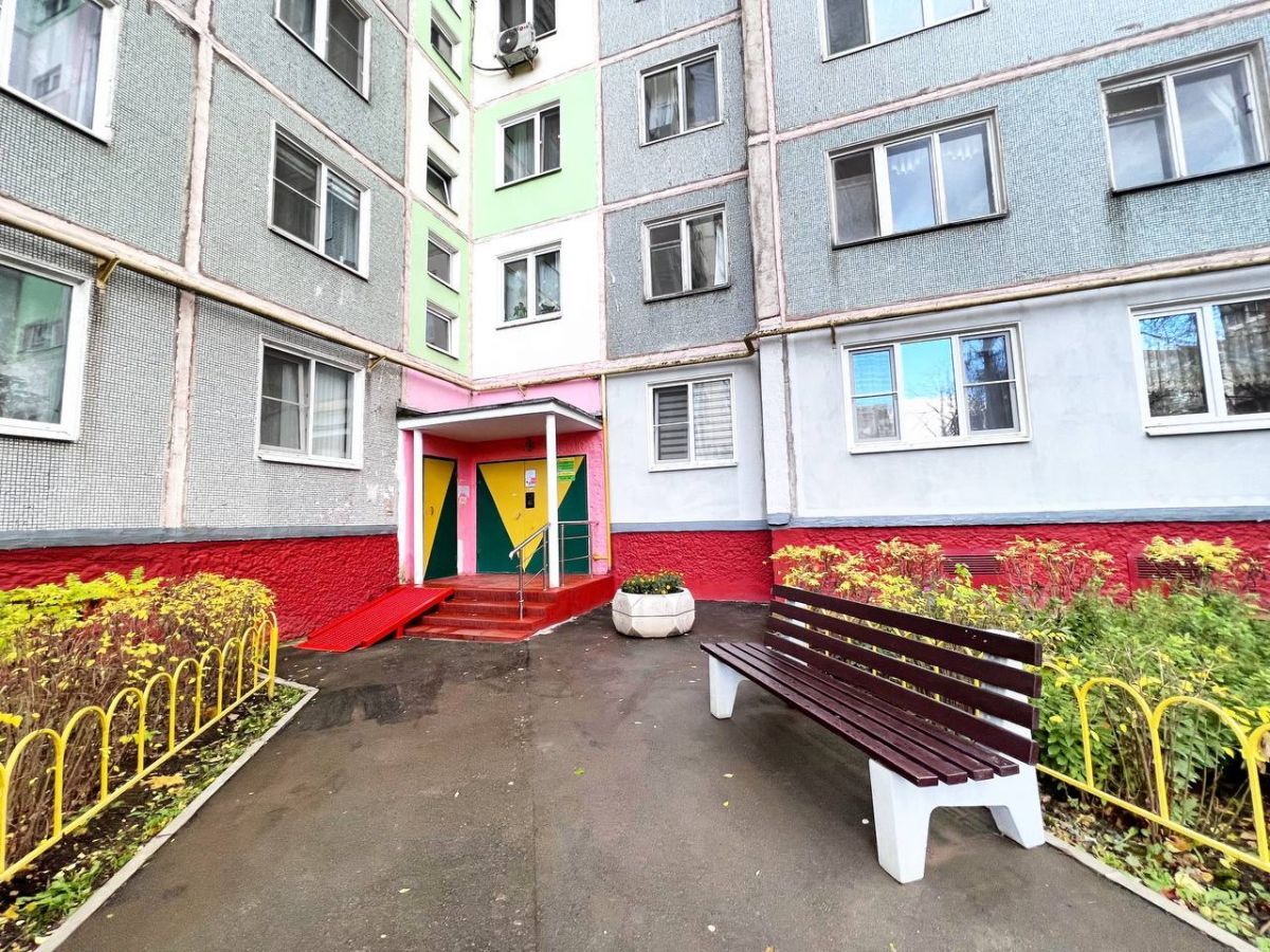 Братьев Жабровых ул 12, 4к, 3/9