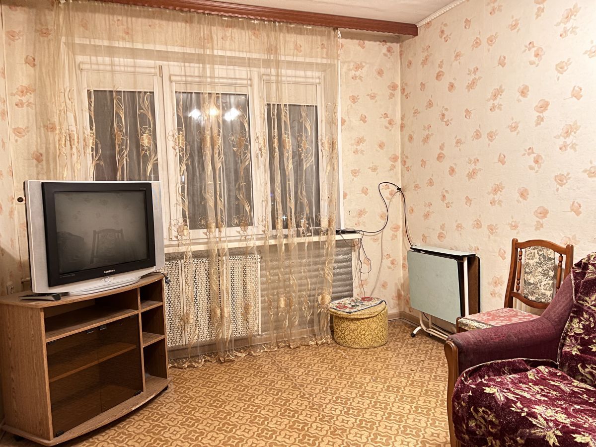 Луначарского ул 63, 4к, 9/9