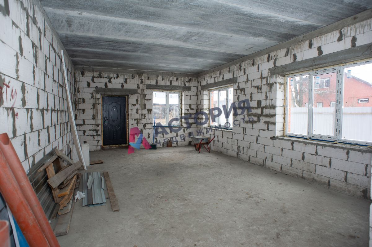 Комбайновая 14А, 151.40 кв.м., 2.50 сот