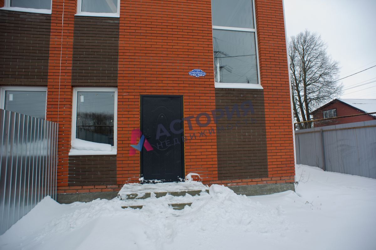 Комбайновая 14А, 151.40 кв.м., 2.50 сот