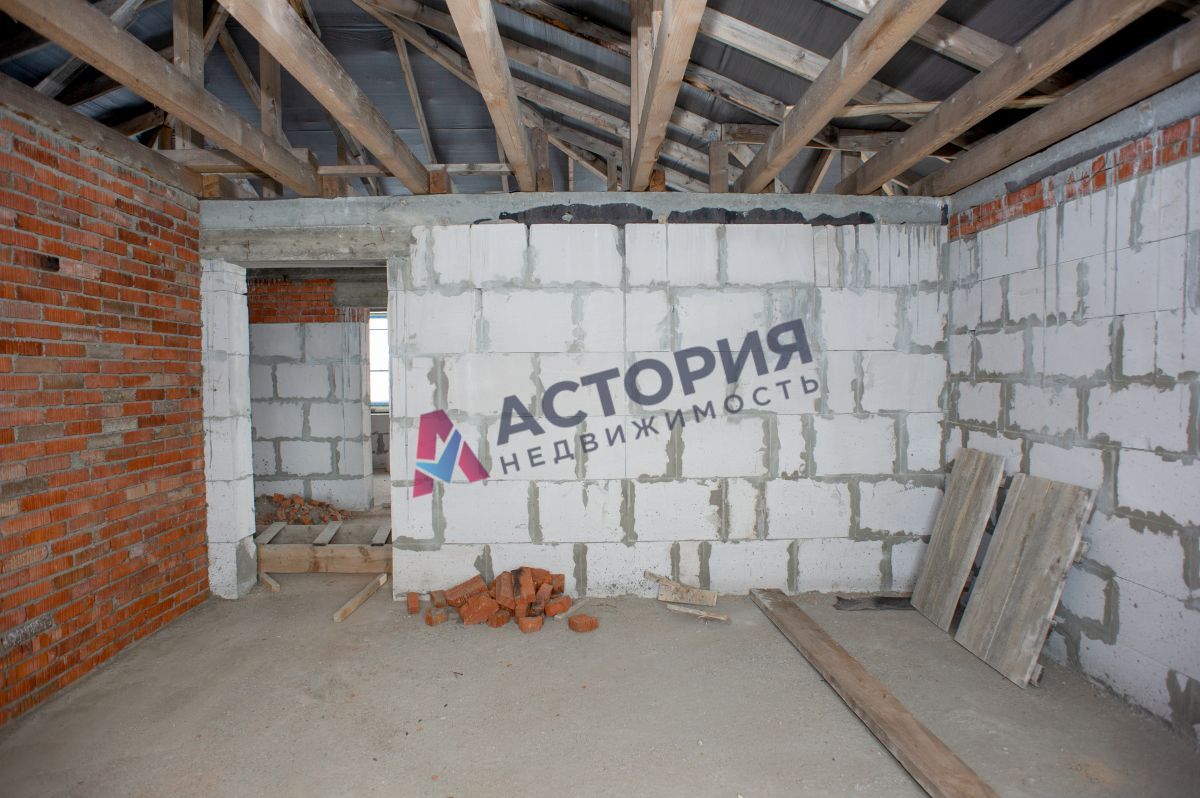 д.Медвенка, 215 кв.м., 10 сот