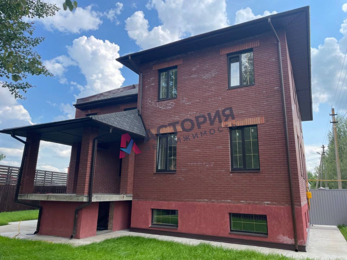 Петровский, 186 кв.м., 3 сот