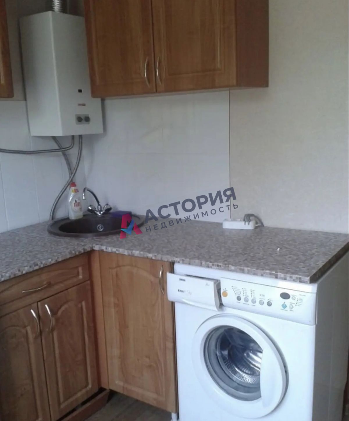 С.Перовской ул 24, 1к, 4/5