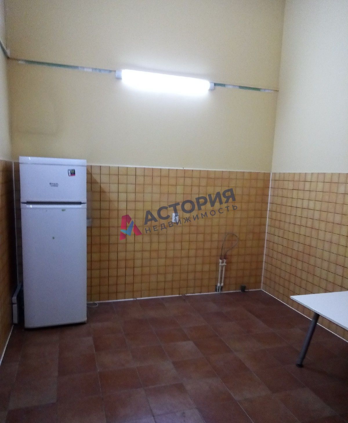 Новомосковское ш 54а, 560.00 кв.м.