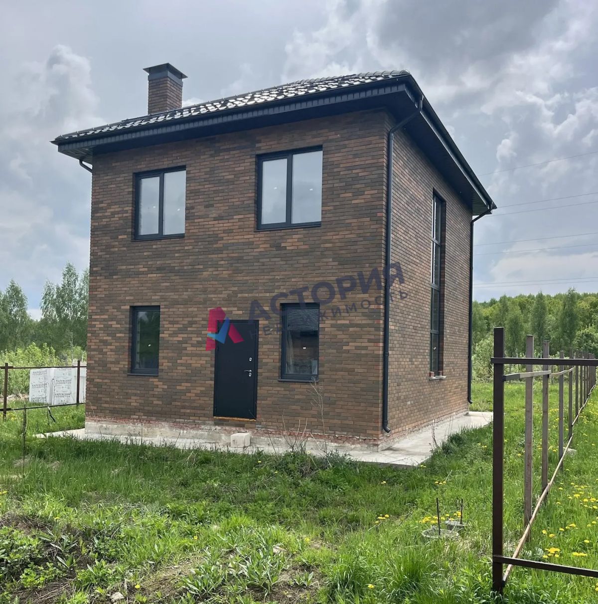 ул. Синицына , 108 кв.м., 6 сот