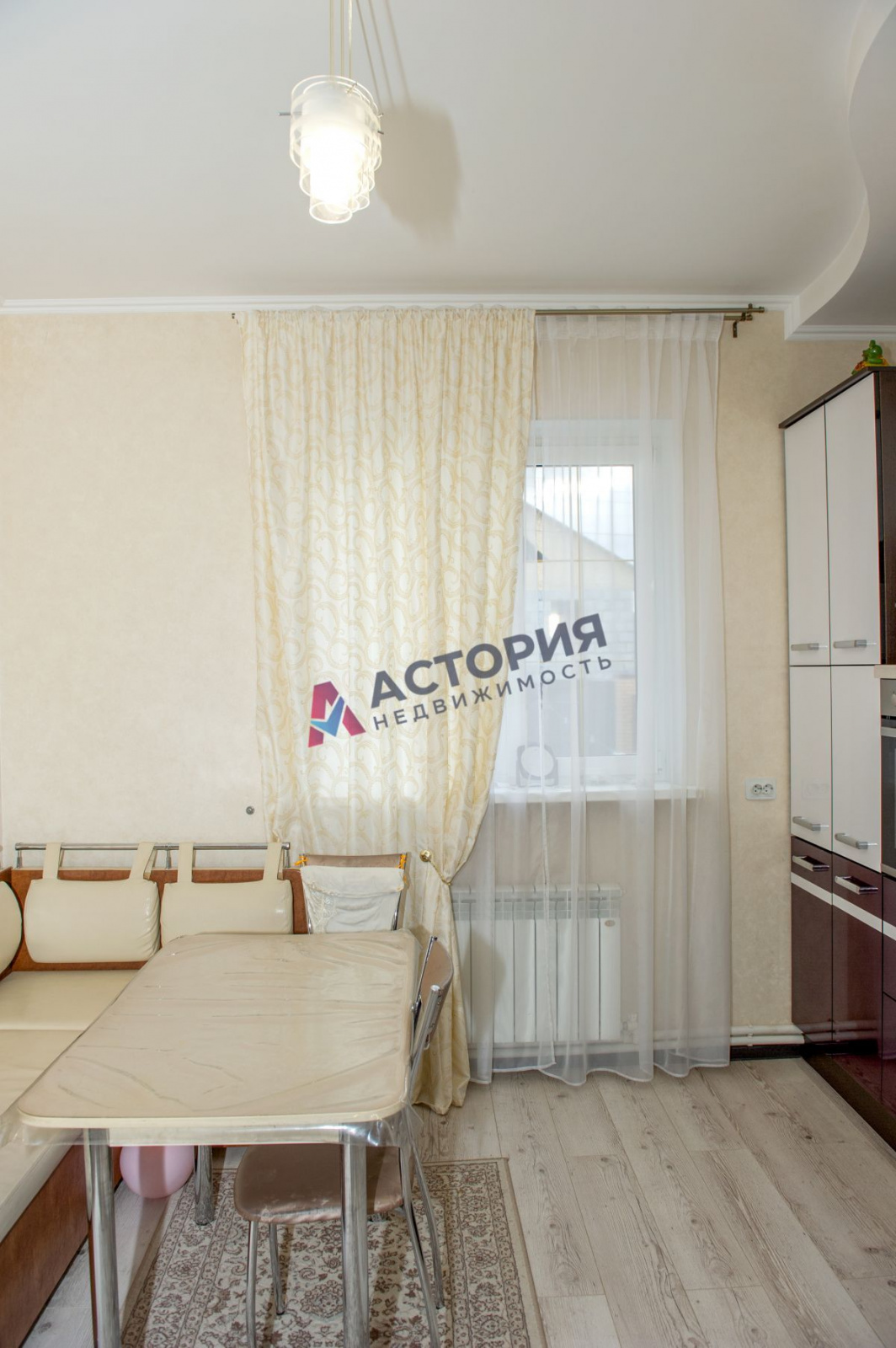 ул. Мусоргского, 188 кв.м., 5 сот