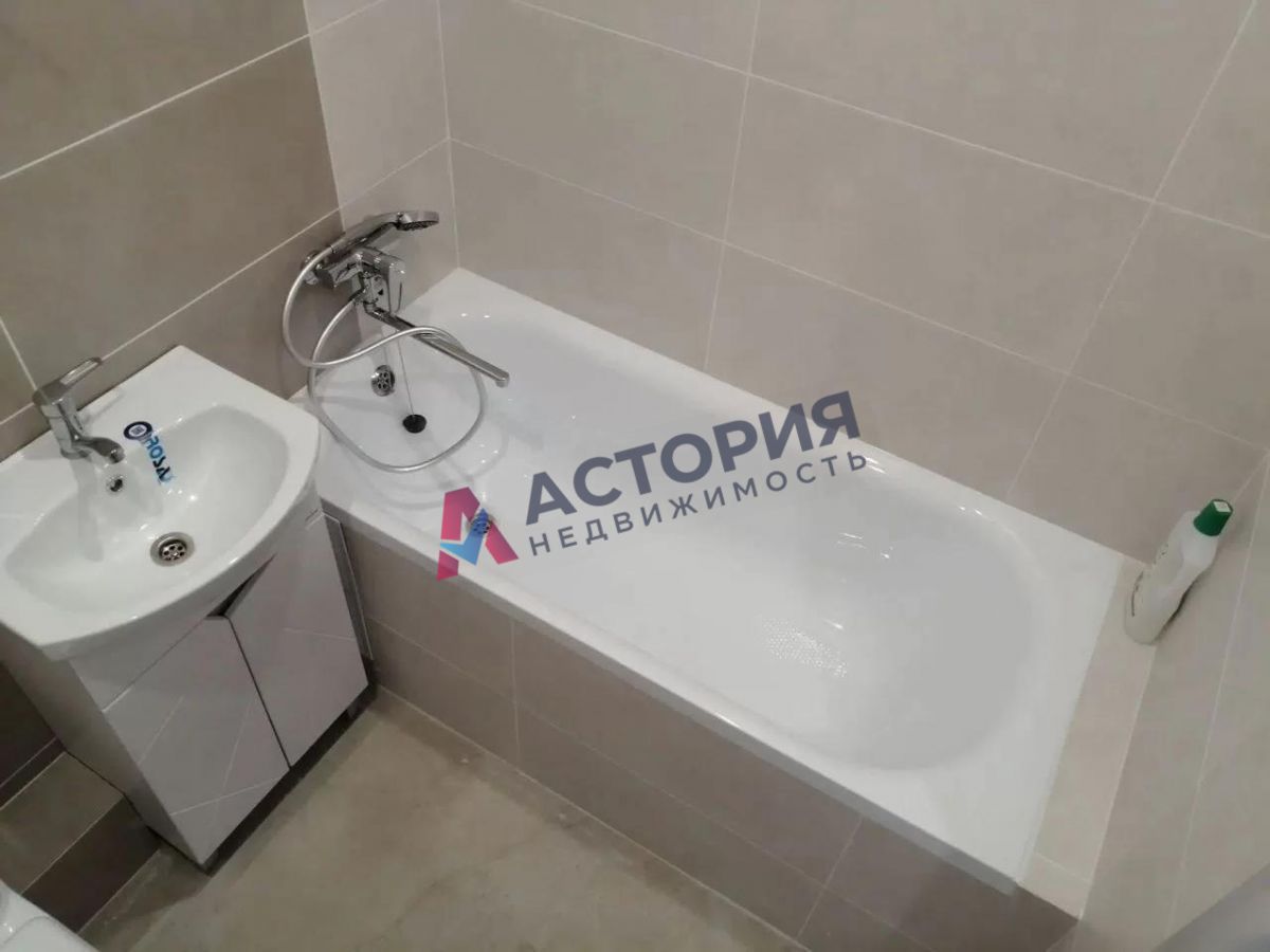 Аркадия Шипунова ул 1, 1к, 3/17