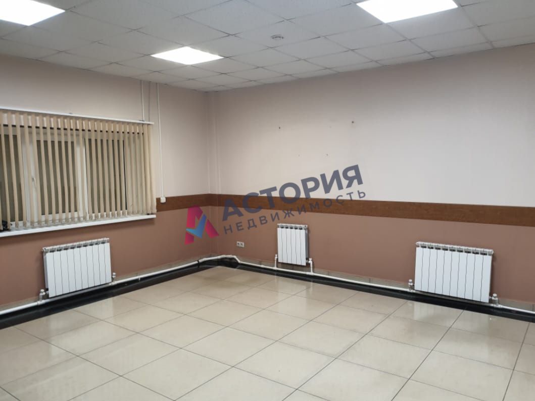 Вяземская ул 18, 670.00 кв.м.
