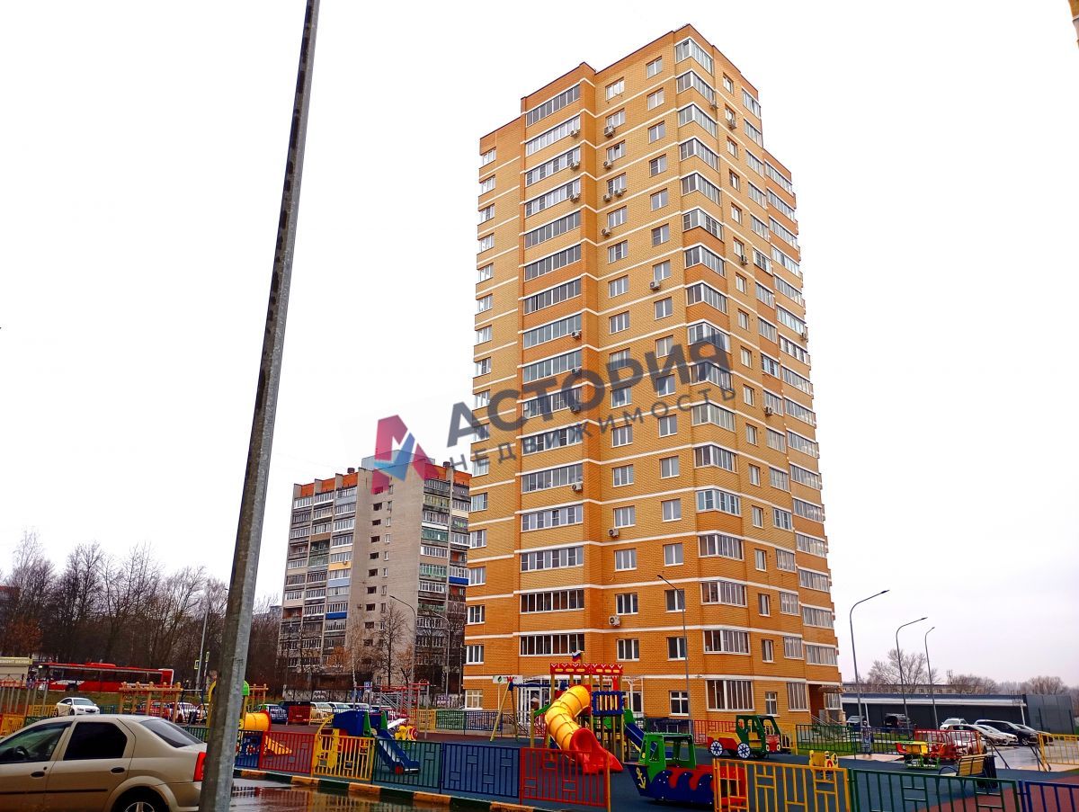 Макаренко ул 36, 1к, 6/17