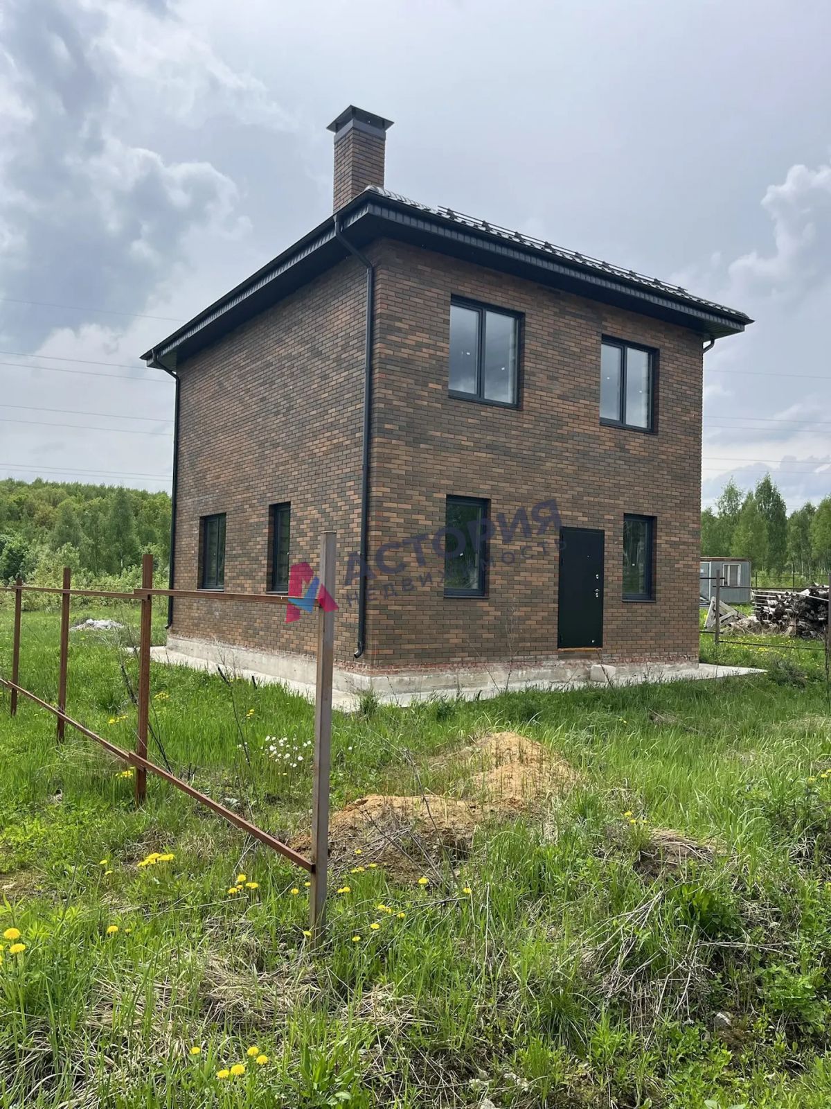 ул. Синицына , 108 кв.м., 6 сот
