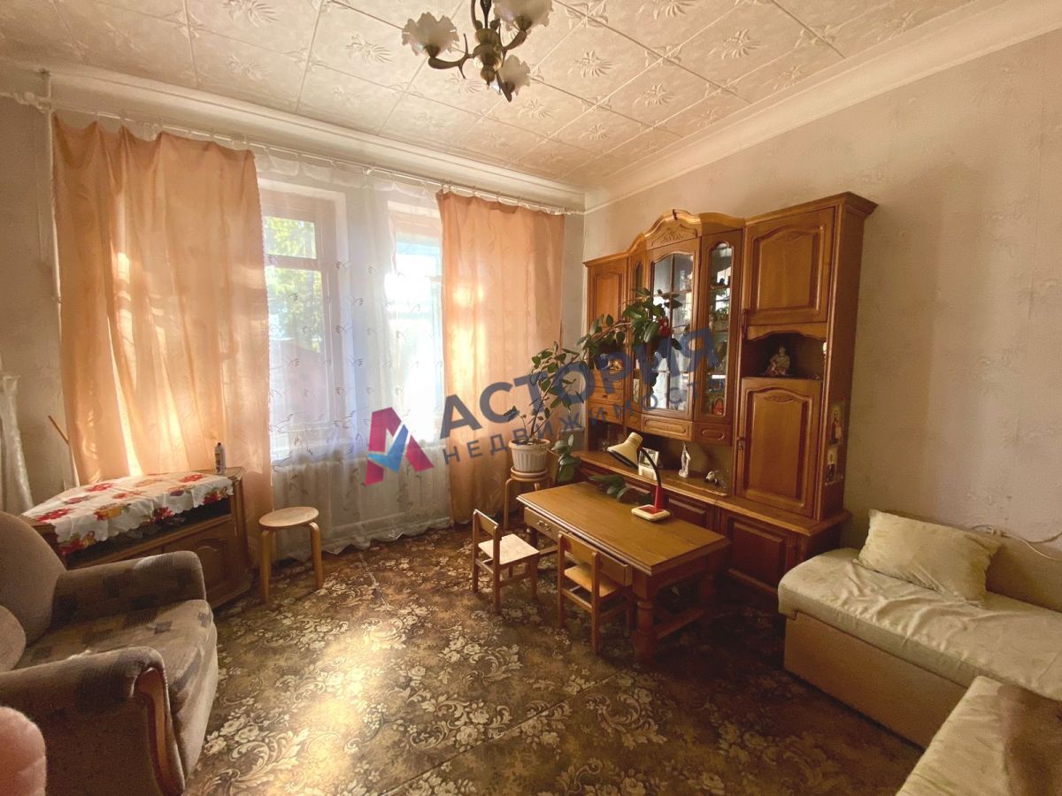 Ленина ул 13, 2к, 1/3