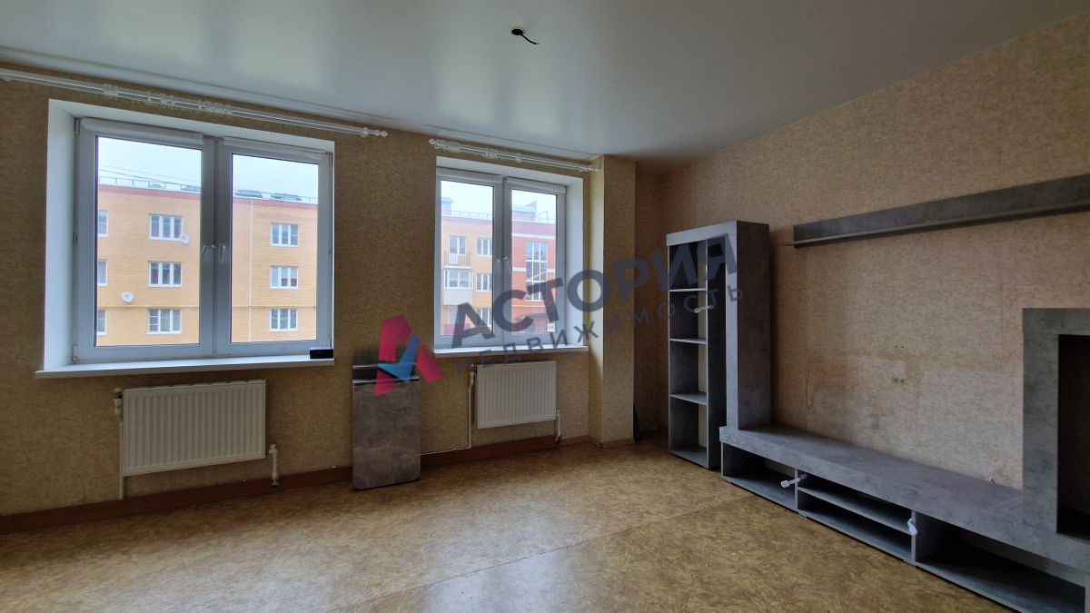 мкр. Брусяновский 12, 2к, 1/3