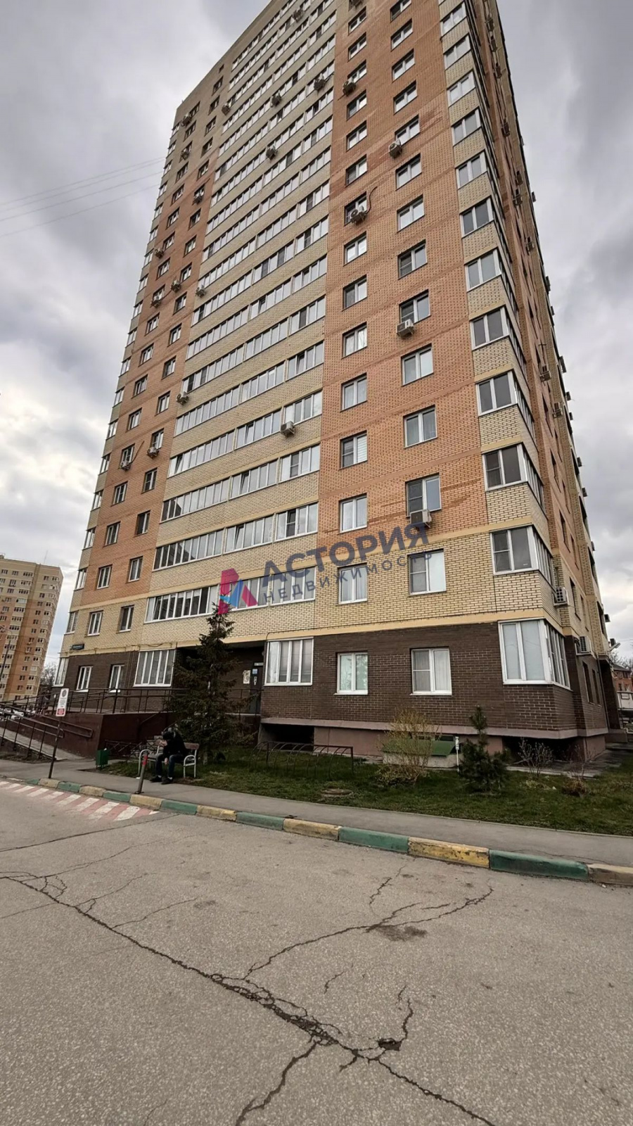 Строителей ул 6, 1к, 4/19