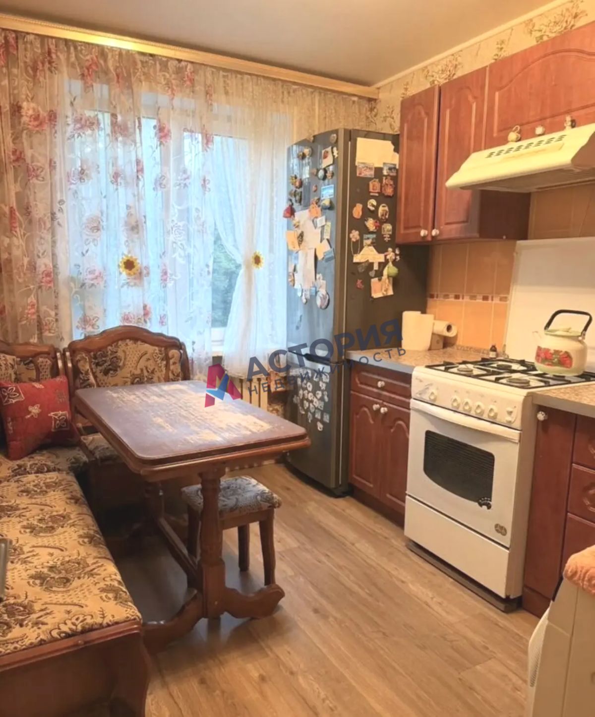 Новомосковск г, Мира ул, 54, 3к, 3/5