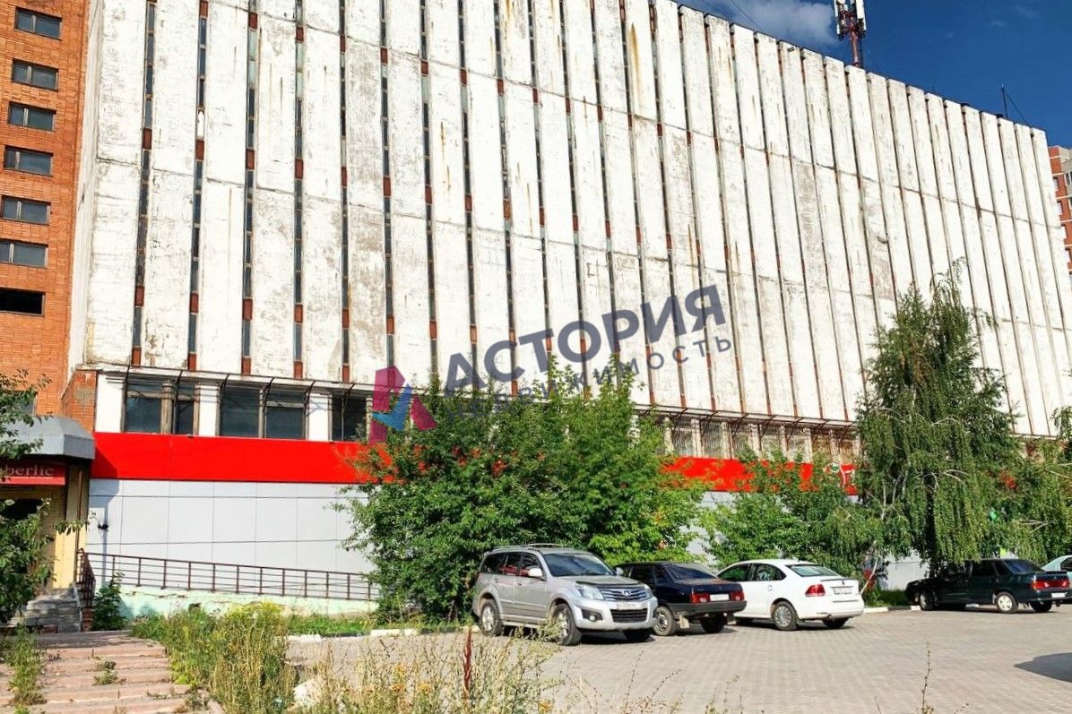 Хворостухина ул 3, 642.00 кв.м.