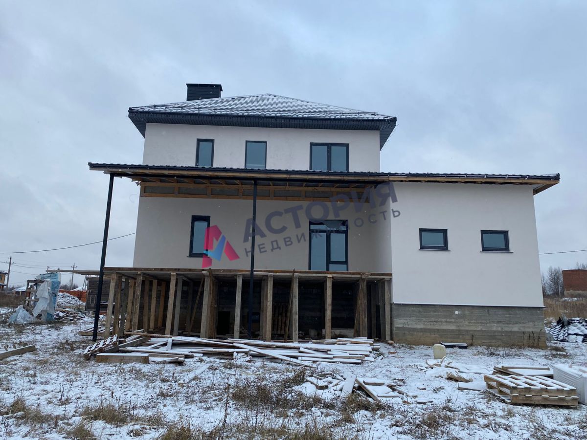 Медведка, 311 кв.м., 16.10 сот