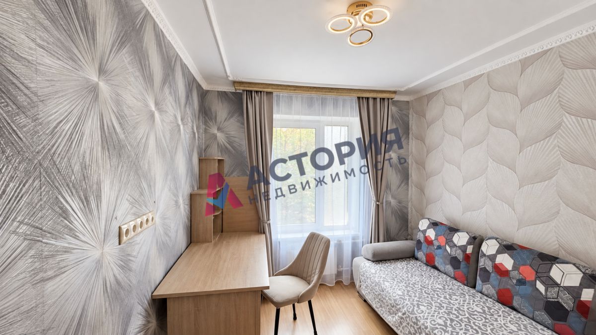 Ложевая ул 130, 3к, 3/9