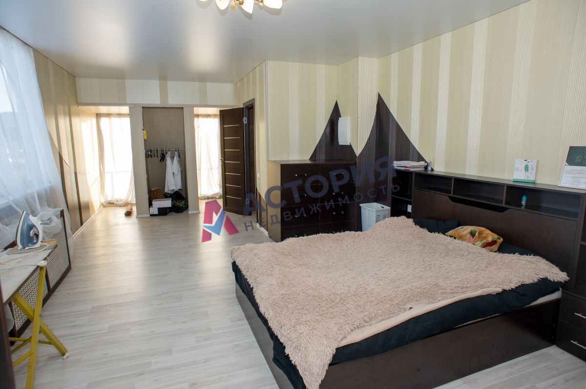 Октябрьский, 220 кв.м., 5.39 сот