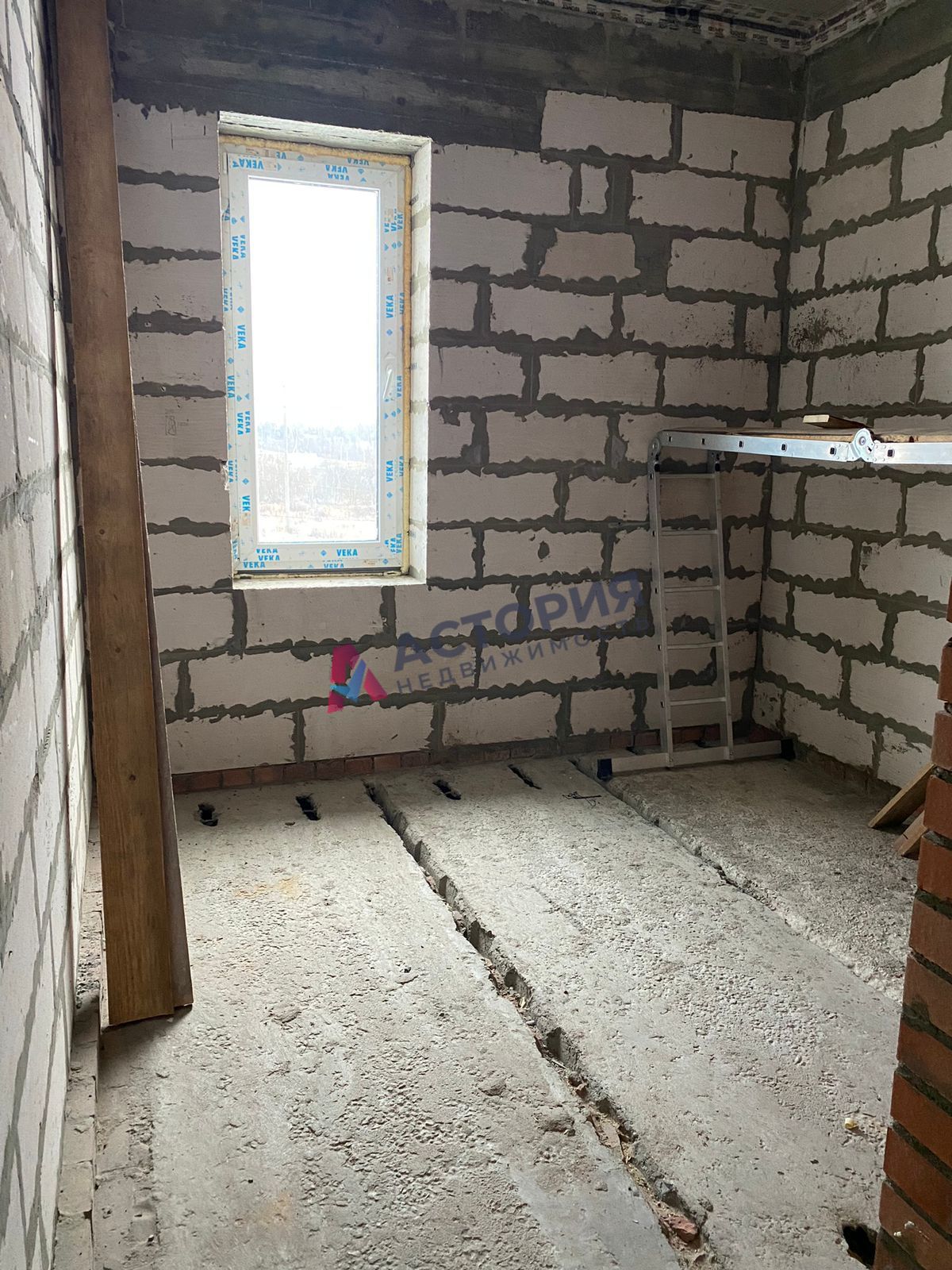 Медведка, 311 кв.м., 16.10 сот