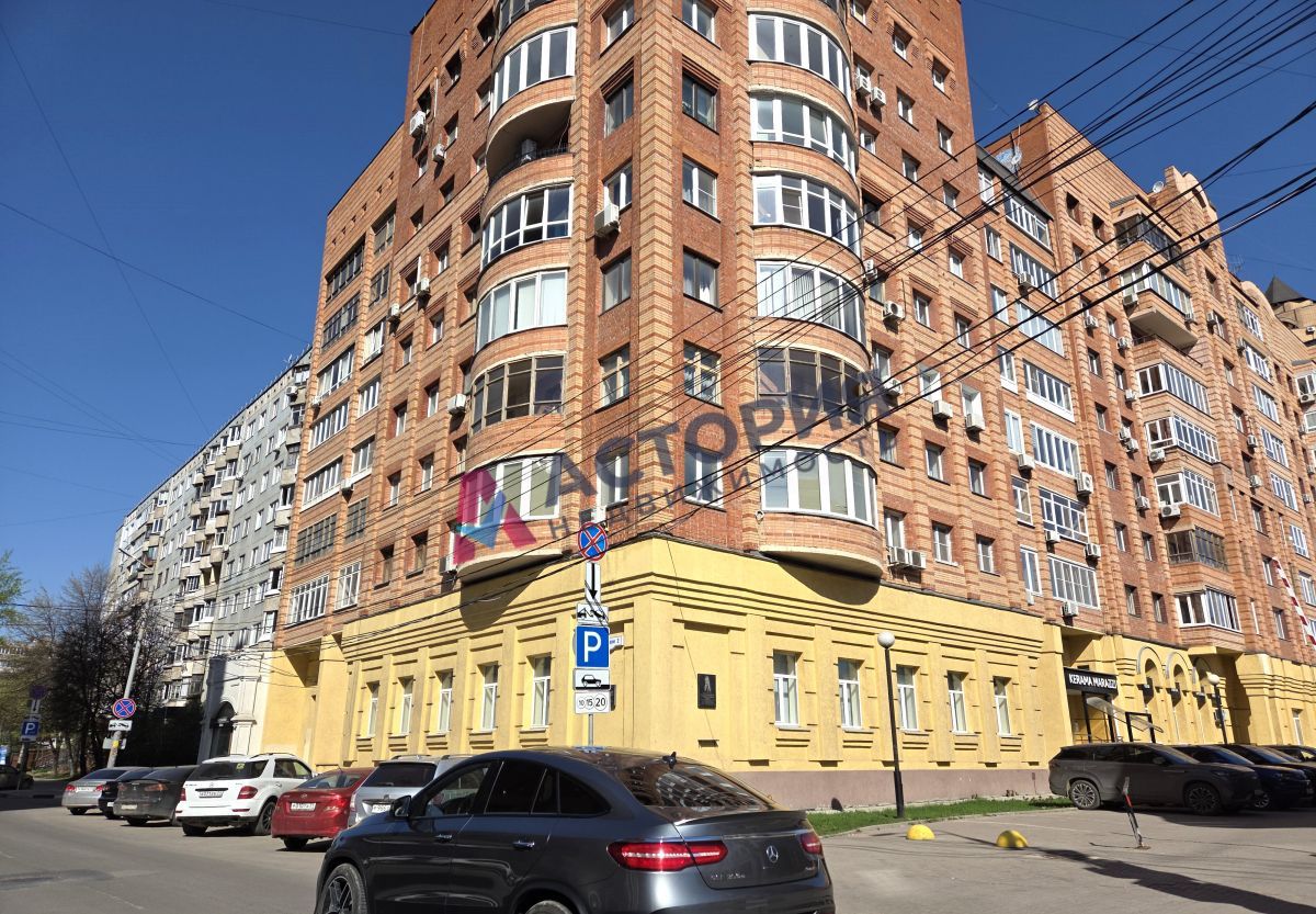 Демонстрации ул 2, 295.00 кв.м.