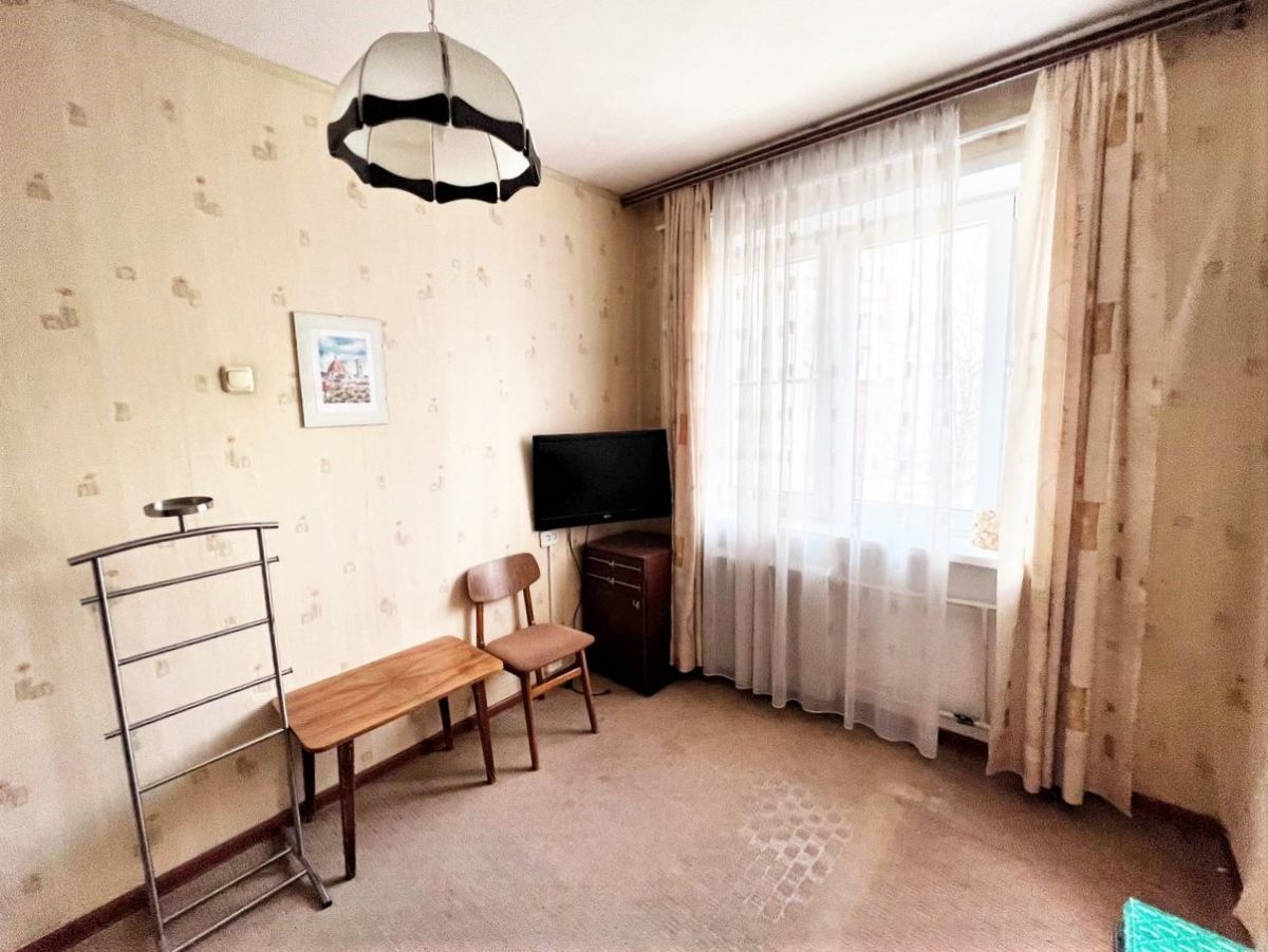 Братьев Жабровых ул 12, 4к, 3/9