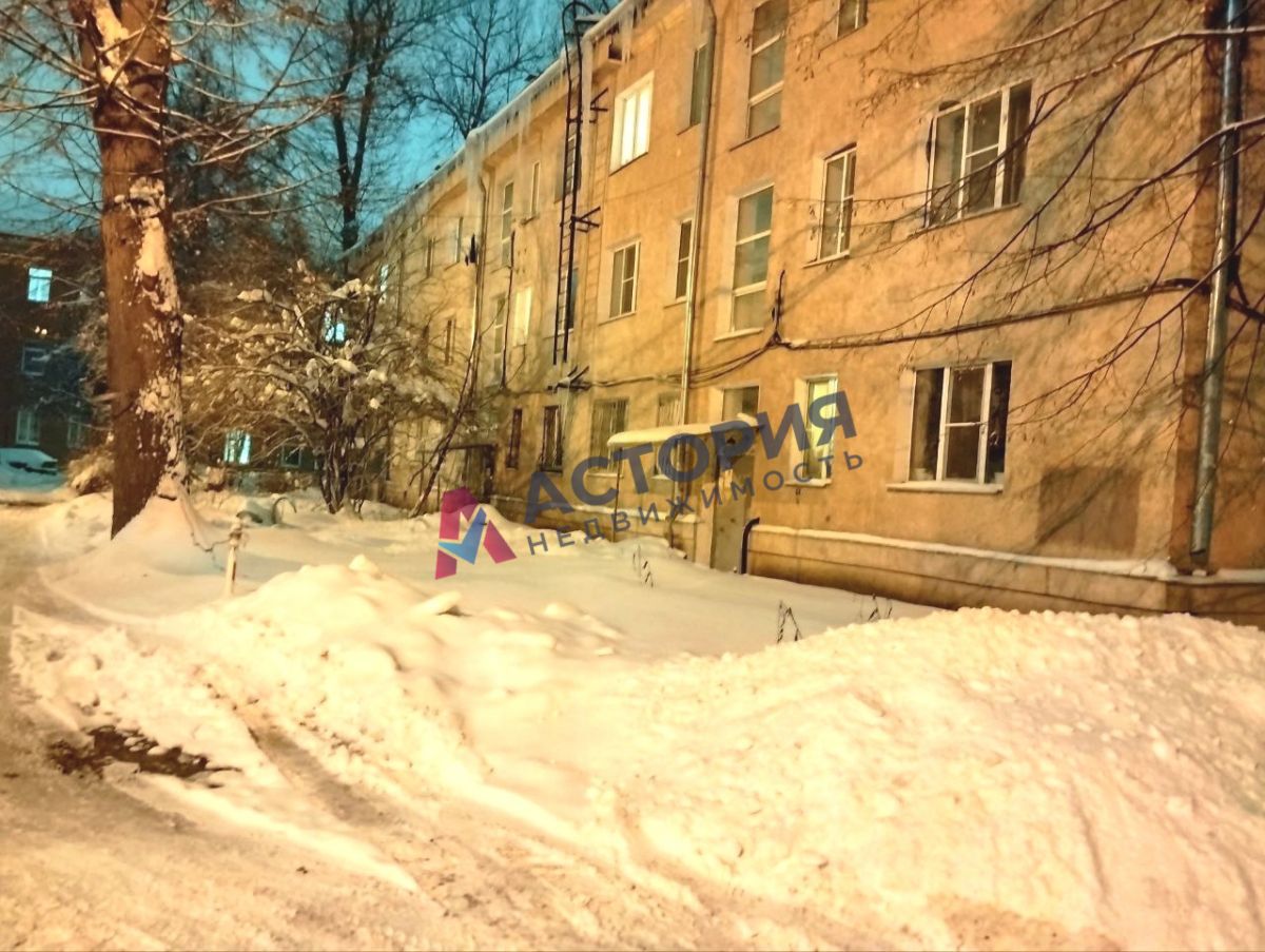 Демьянова ул 24, 2к, 3/3