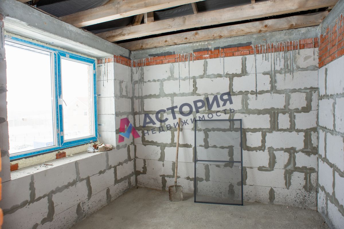 д.Медвенка, 215 кв.м., 10 сот