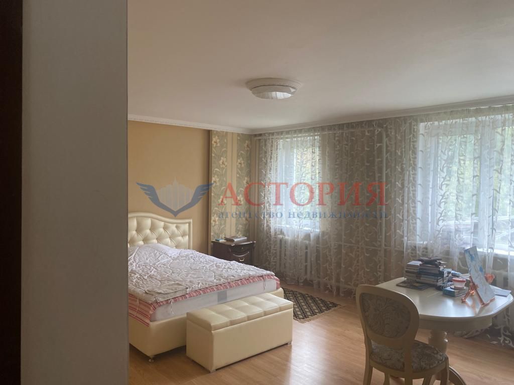 Волоховская, 150 кв.м., 6 сот