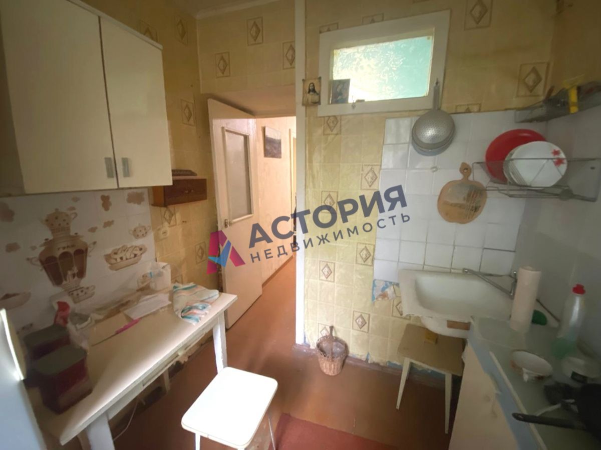 Макаренко ул 15, 1к, 5/5