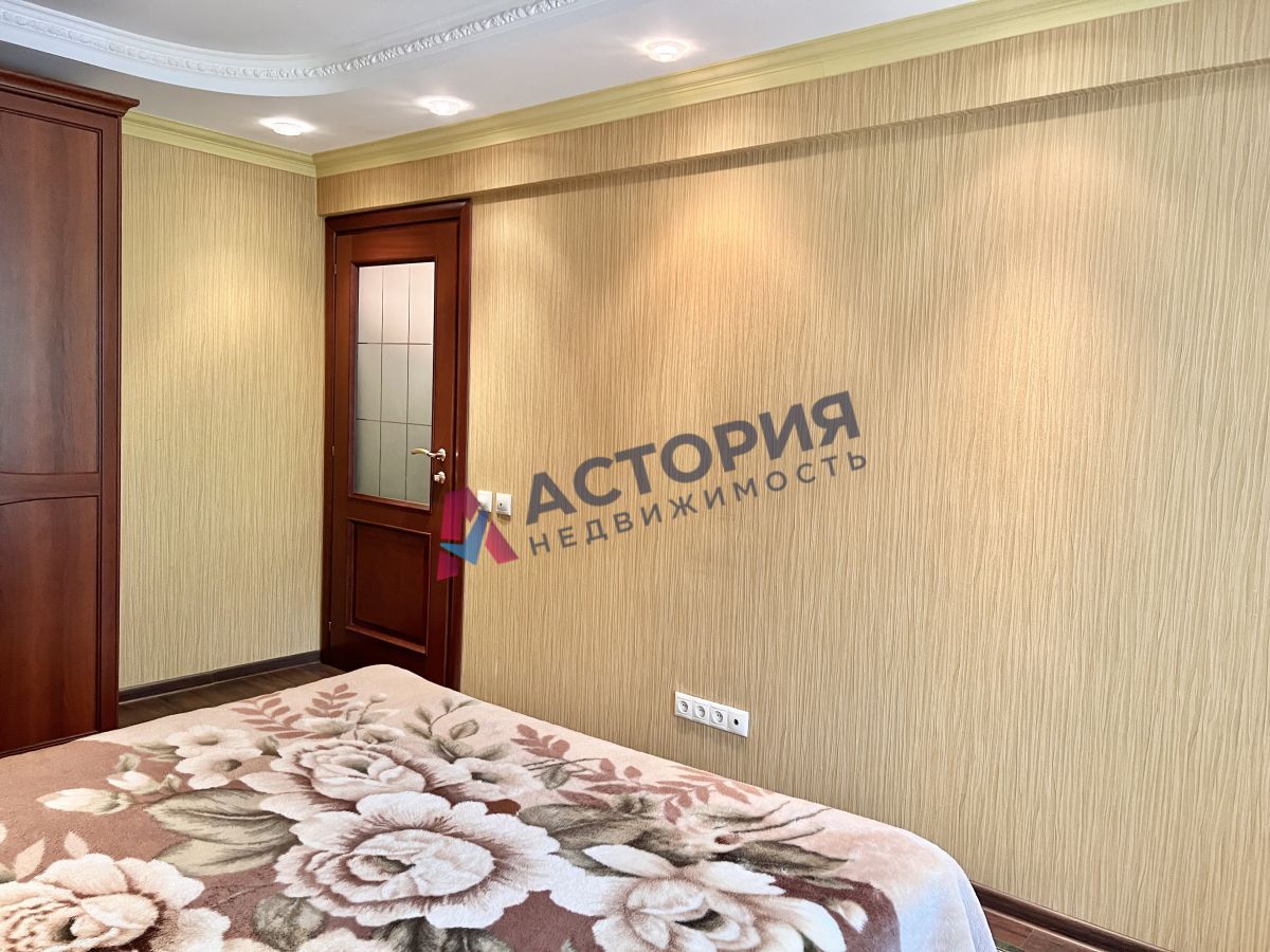 Макаренко ул 17А, 3к, 2/5