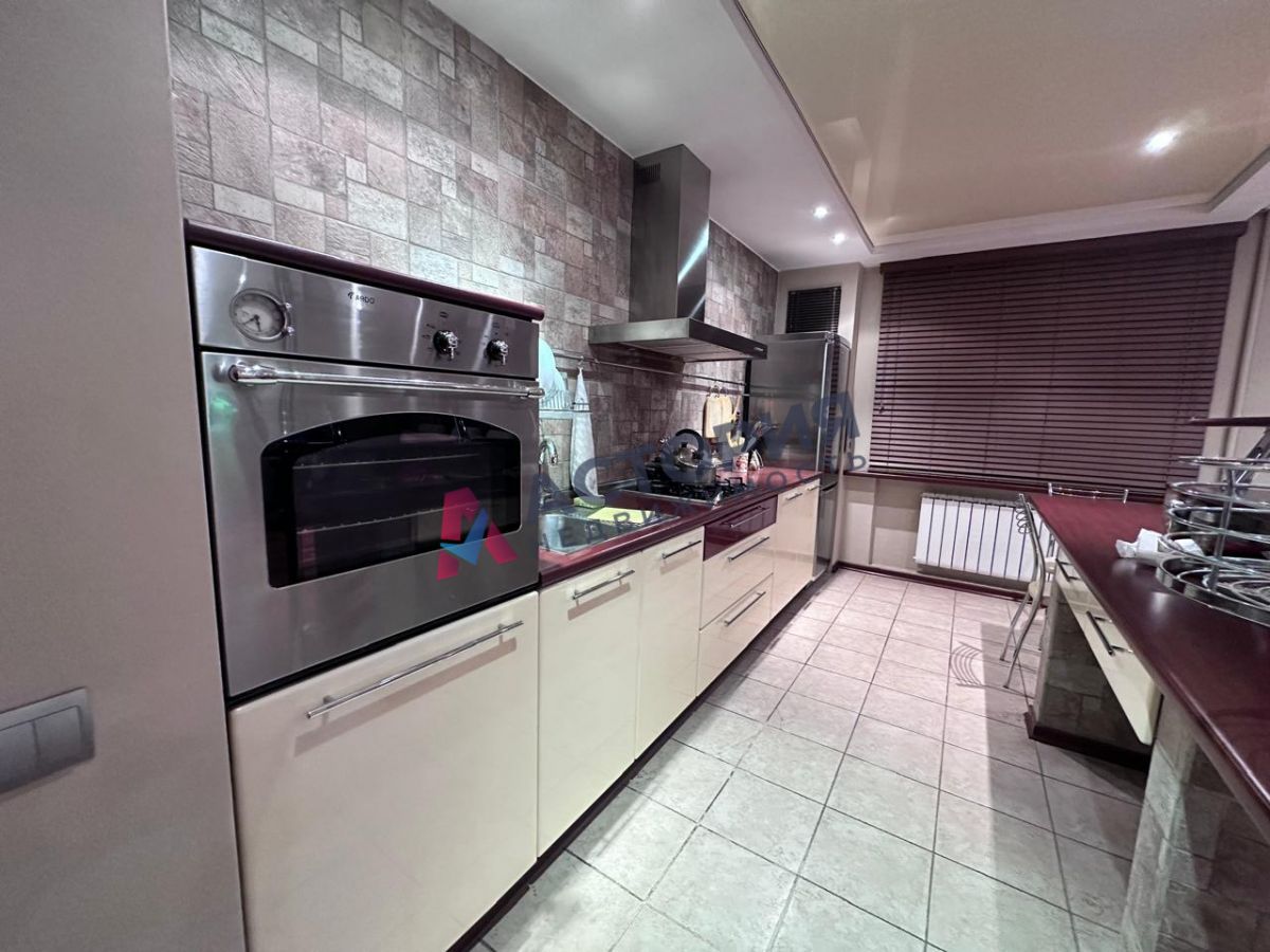 Болдина ул 79, 2к, 8/9