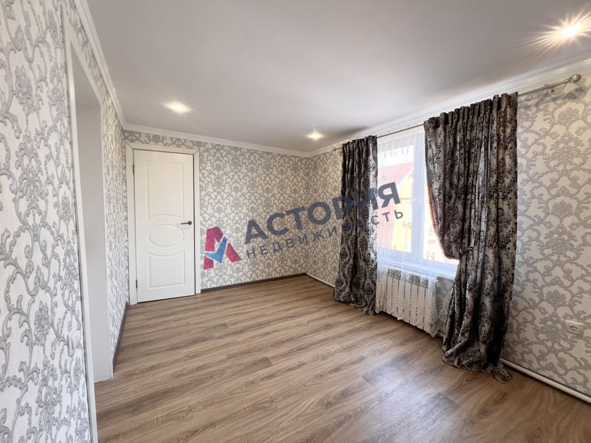 Октябрьский, 260 кв.м., 9 сот