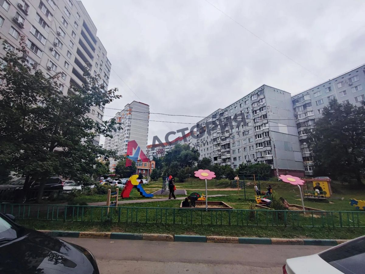 М.Горького ул 1Б, 1к, 12/14