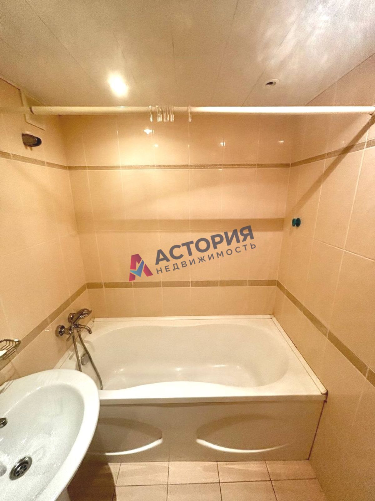 Новомосковская ул 25А, 3к, 7/9